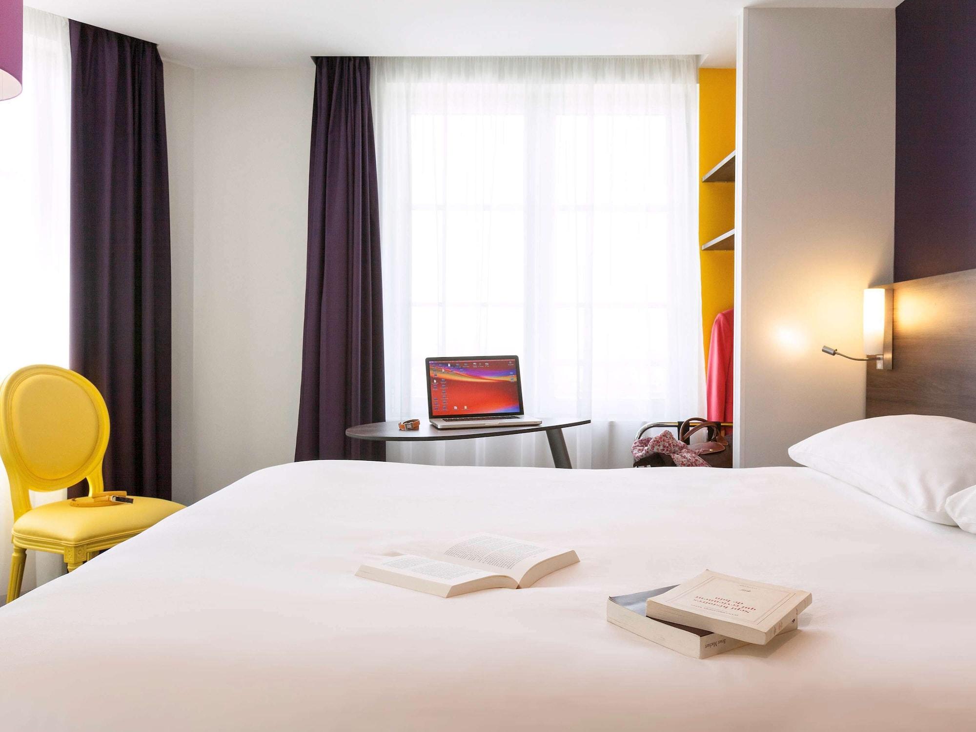 Ibis Styles Saumur Gare Centre Exterior foto